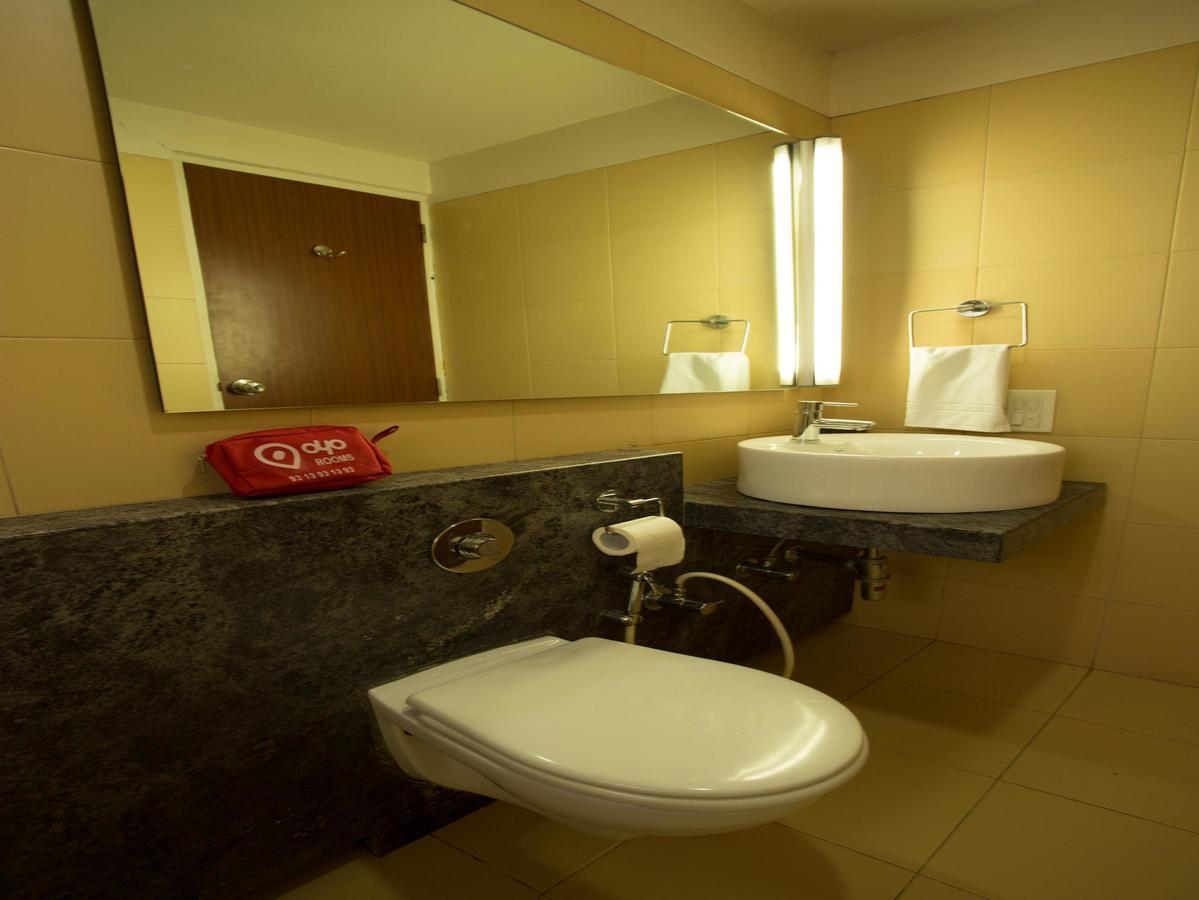 Oyo 13771 Executive Residency Hotel Pune Exterior photo