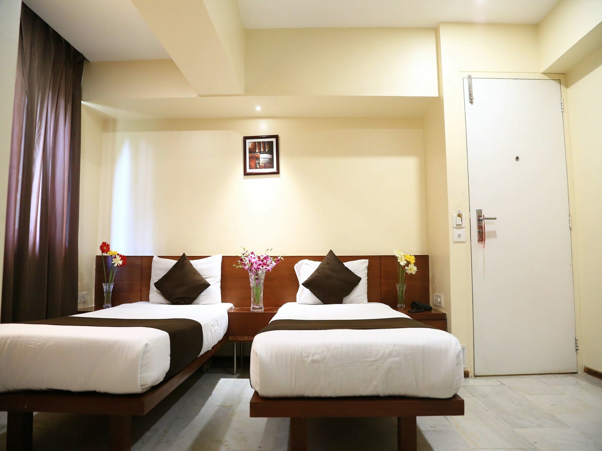 Oyo 13771 Executive Residency Hotel Pune Exterior photo